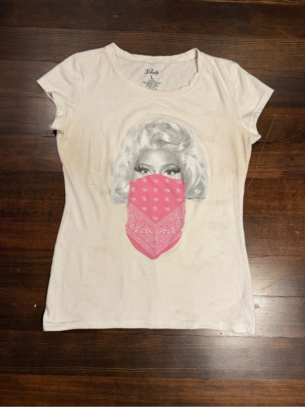 B. Clyde Bandana Girl Graphic T Shirt Size L Pink Paisley